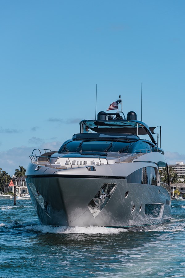 Riva Yacht Motor Yacht BEYOND BEYOND For Sale