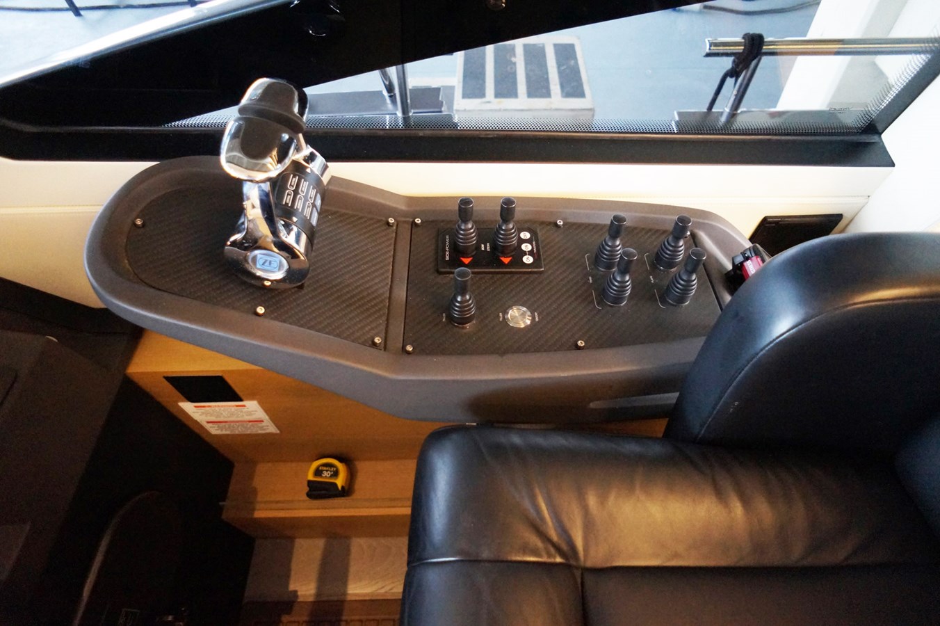 Pershing Motor Yacht The Office For Sale