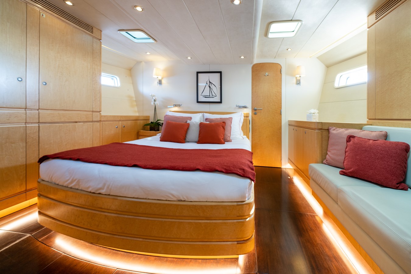 Cnb Yachts Cruising Sailboat LADY 8 For Sale