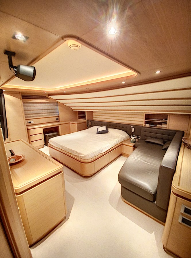 Ferretti Custom Line Motor Yacht Thirteen For Sale