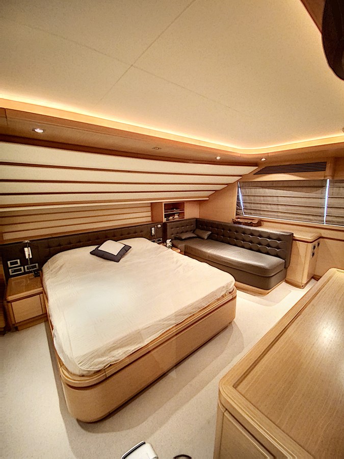 Ferretti Custom Line Motor Yacht Thirteen For Sale