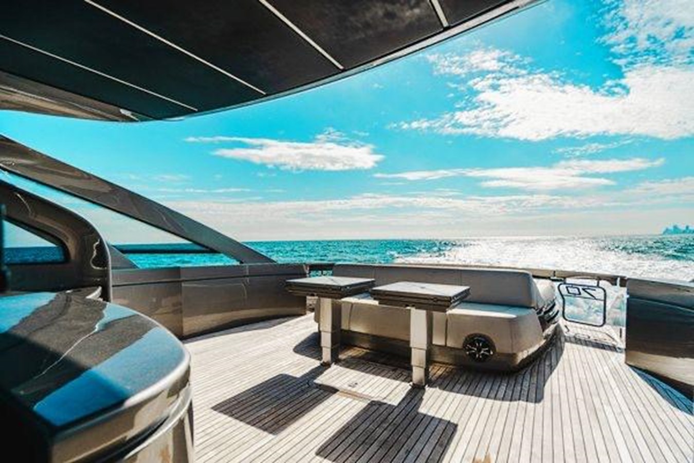 Pershing Cruising Yacht Andiamo For Sale
