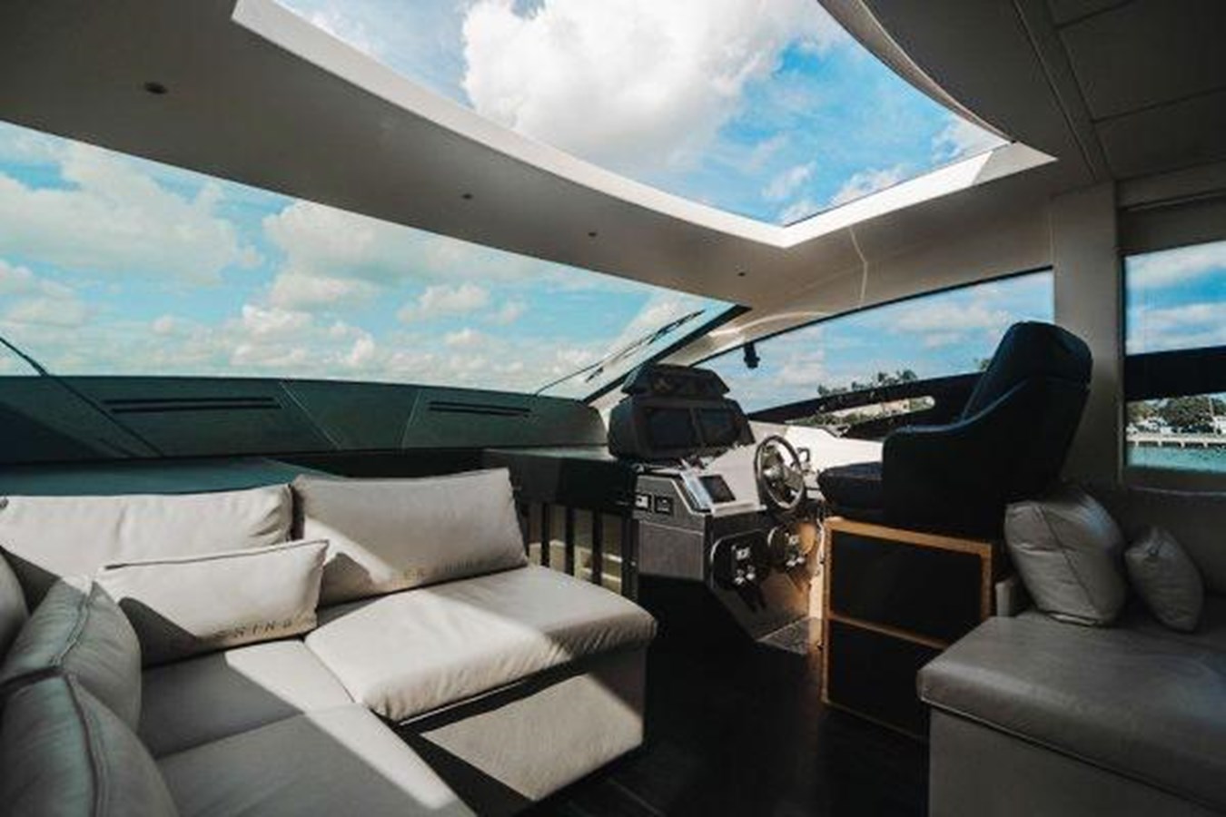Pershing Cruising Yacht Andiamo For Sale