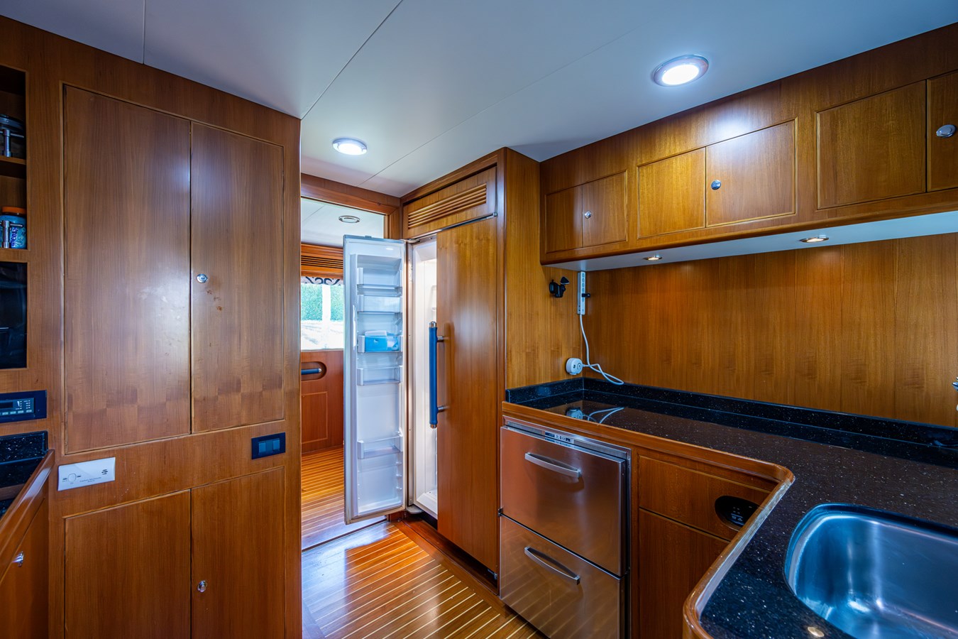 Marlow Motor Yacht PIVOT For Sale
