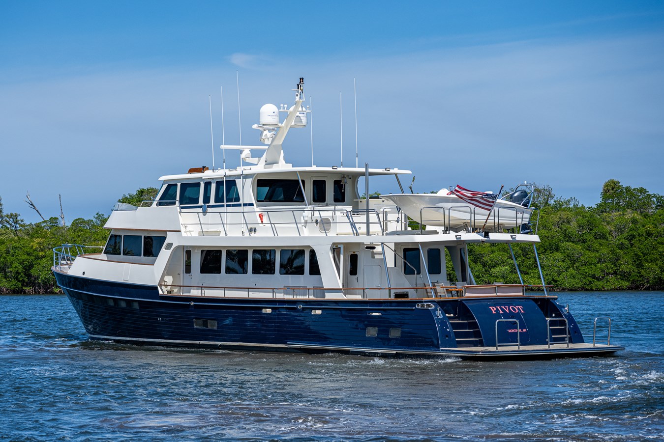Marlow Motor Yacht PIVOT For Sale