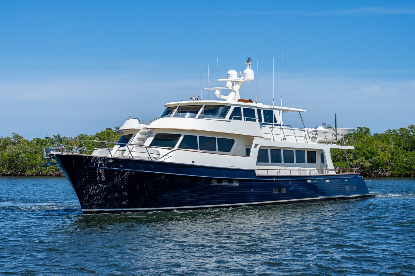 Marlow Motor Yacht PIVOT For Sale