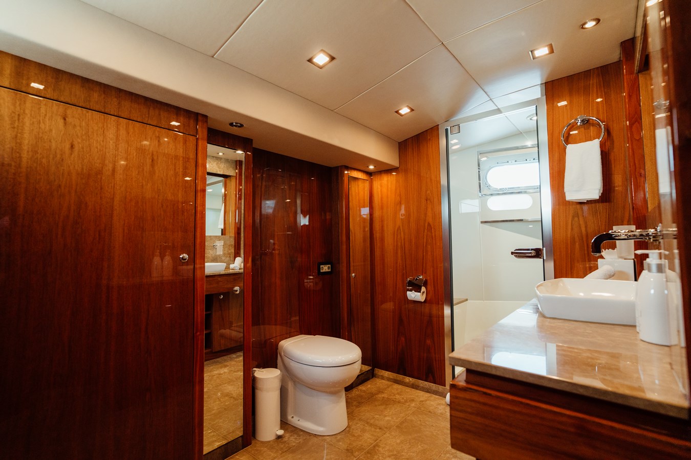 Sunseeker Motor Yacht CHAOS For Sale