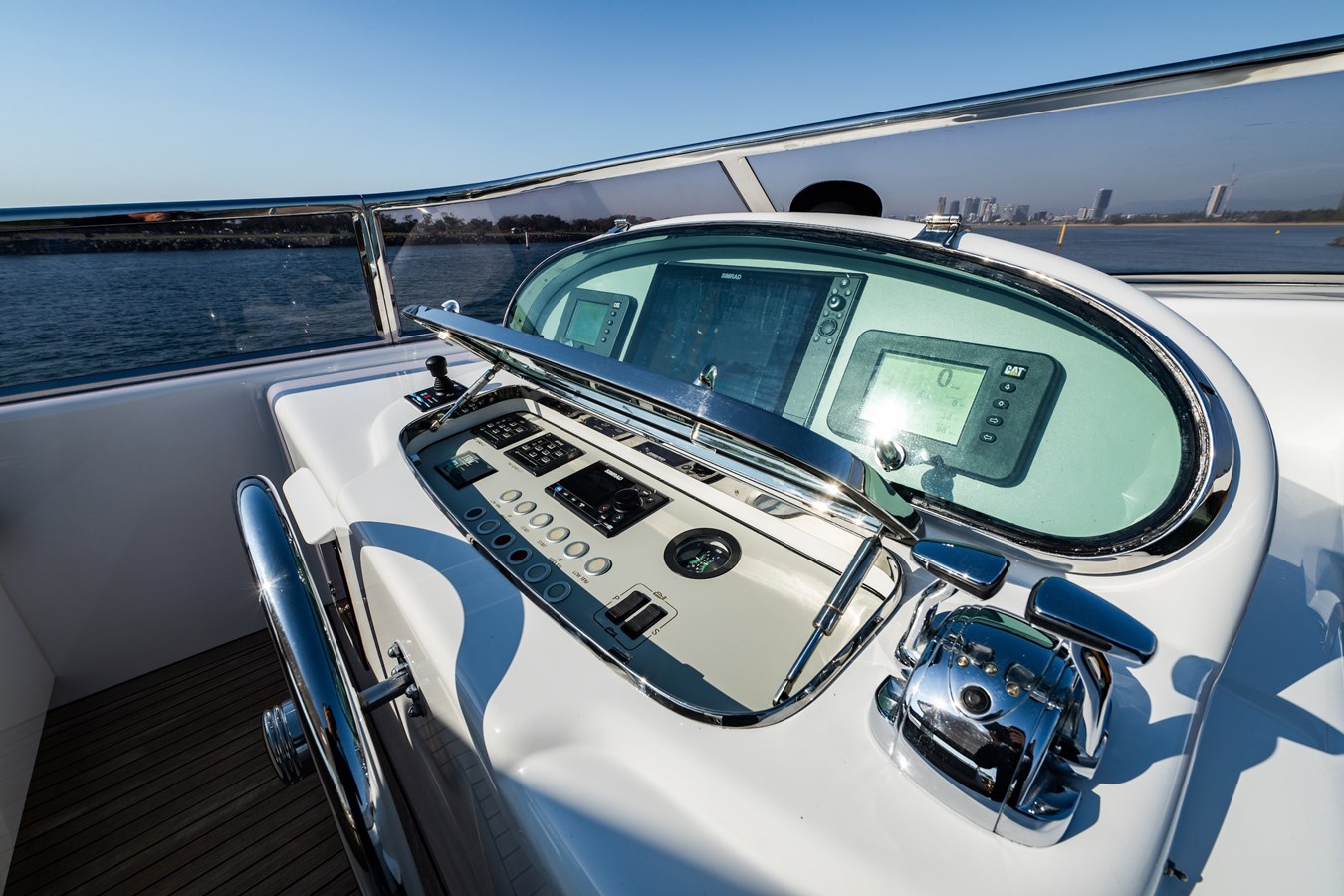 Horizon Yachts Motor Yacht The Clubhouse For Sale