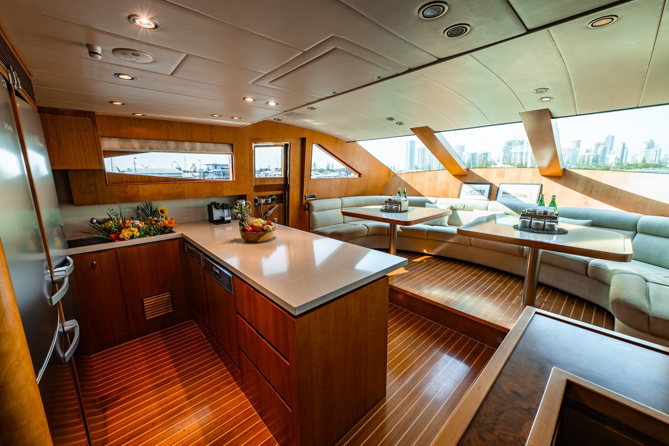Horizon Yachts Motor Yacht The Clubhouse For Sale