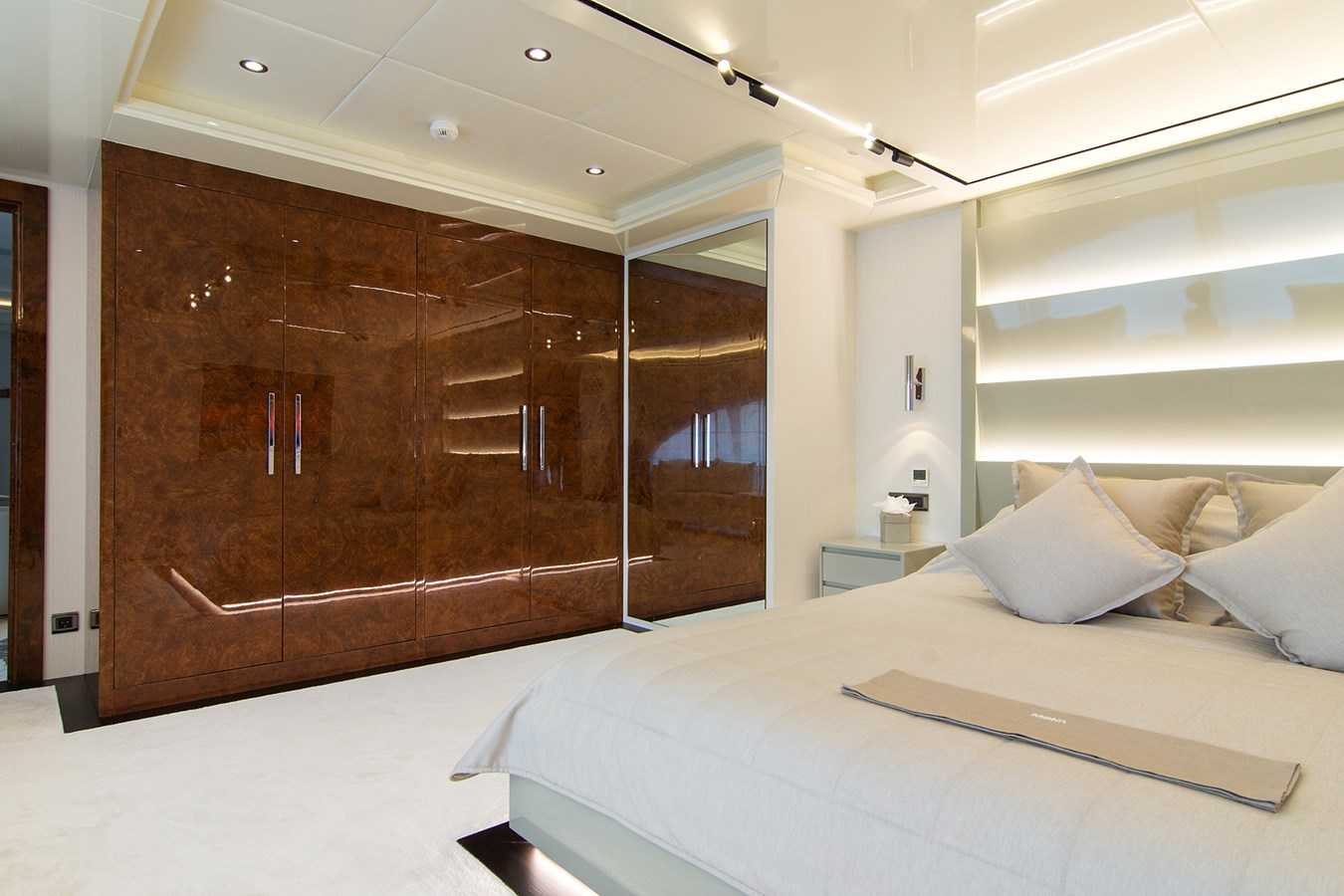 Miss Tor Yachts Motor Yacht HALLO For Sale