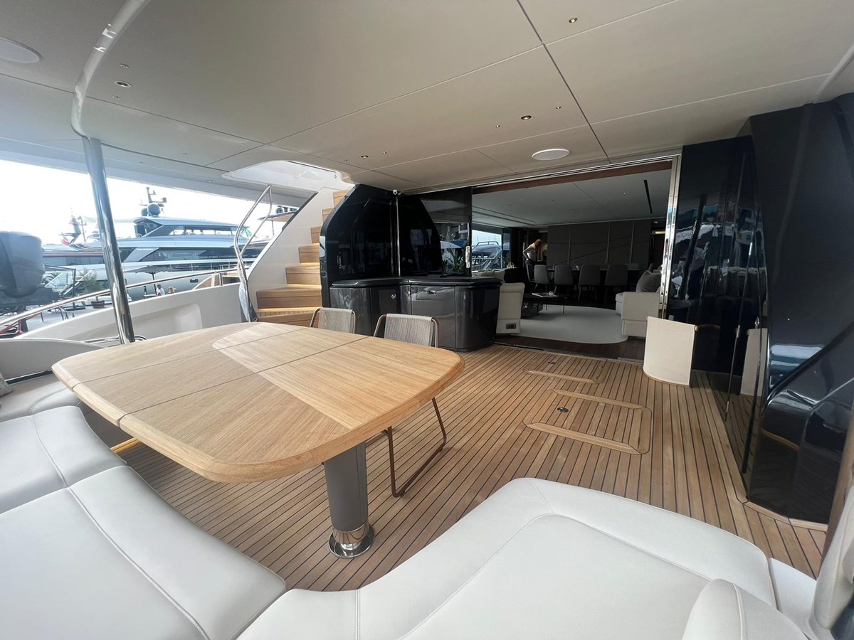 Princess Yachts Motor Yacht LEILANI For Sale