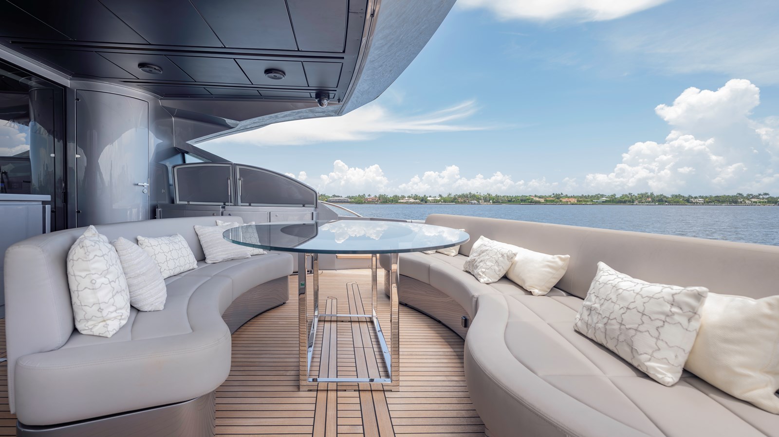 Pershing Sport Yacht ANDIAMO II For Sale