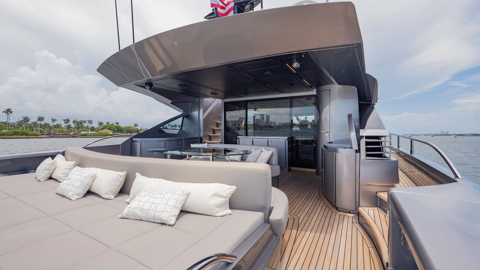 Pershing Sport Yacht ANDIAMO II For Sale
