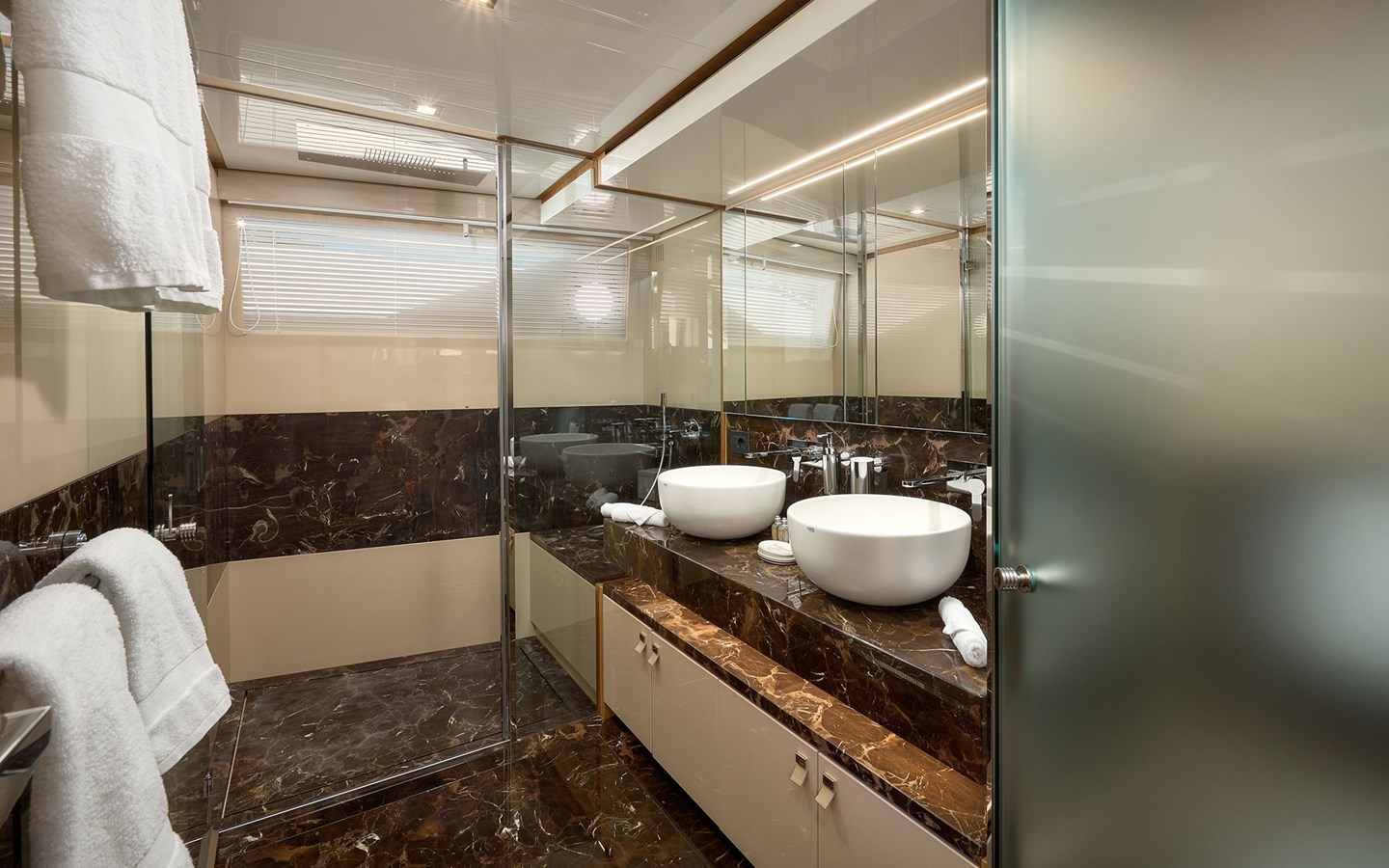 Ferretti Yachts Motor Yacht DAMARI For Sale