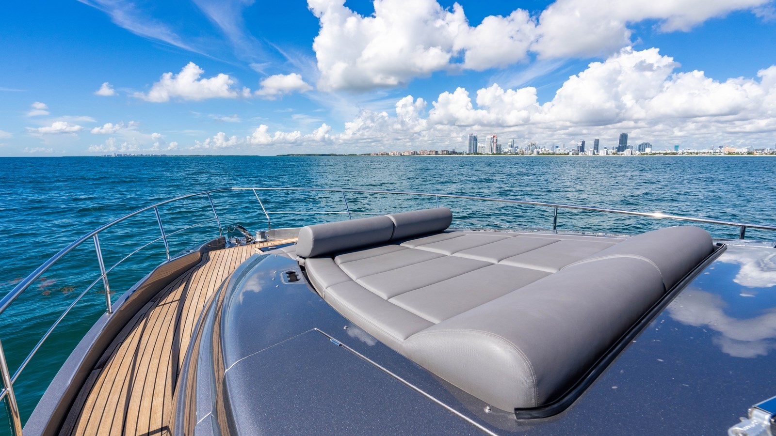 Pershing Motor Yacht UNREEL For Sale