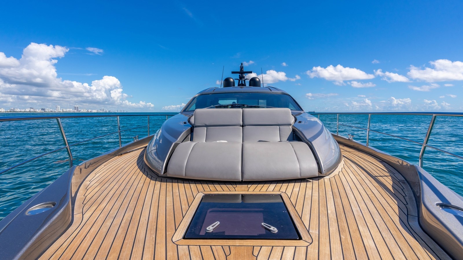Pershing Motor Yacht UNREEL For Sale
