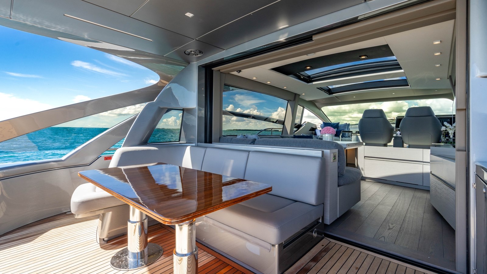 Pershing Motor Yacht UNREEL For Sale