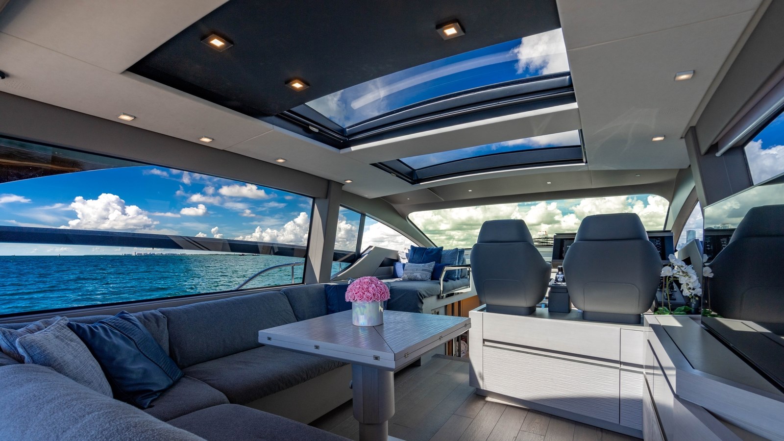 Pershing Motor Yacht UNREEL For Sale