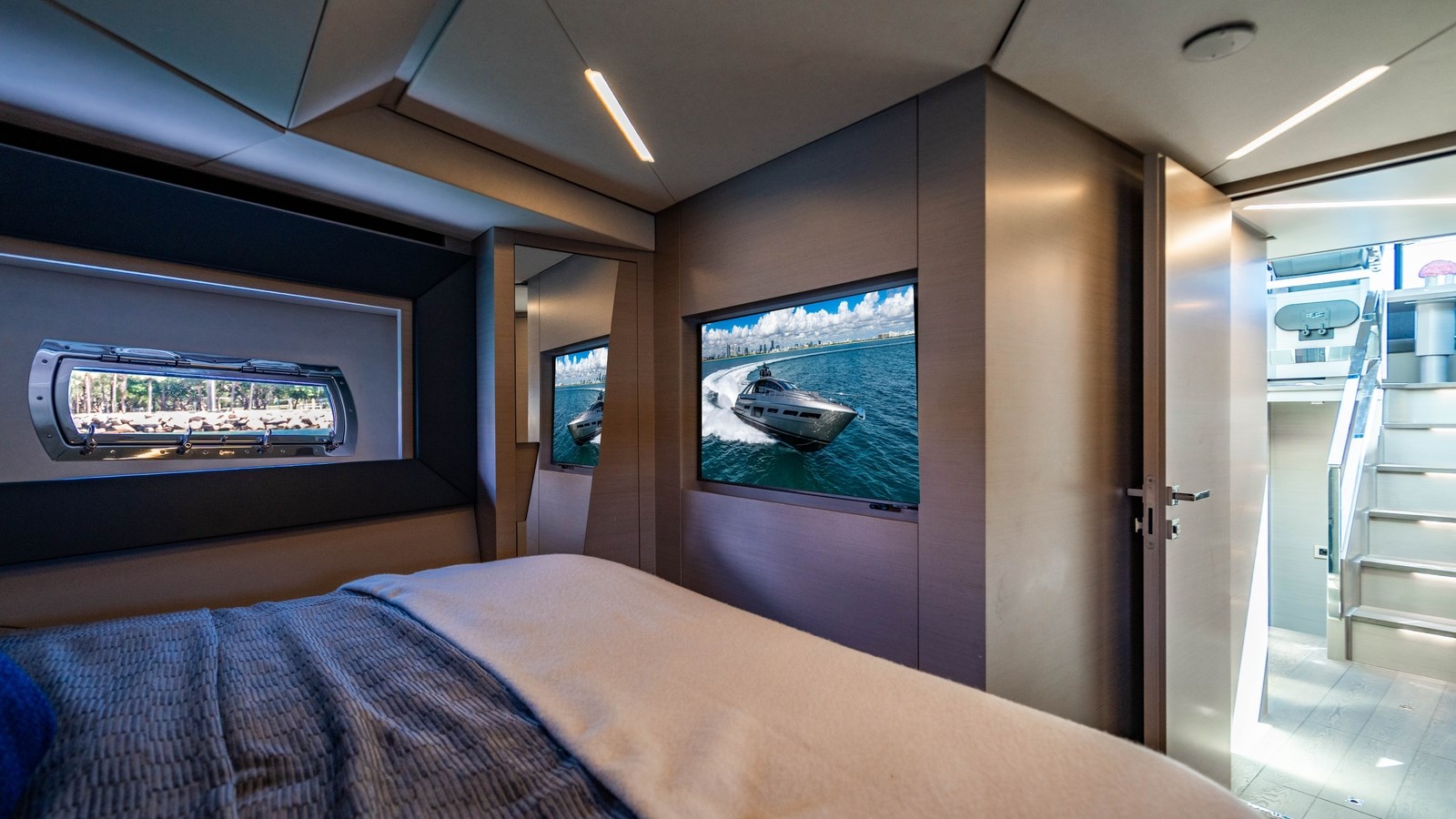 Pershing Motor Yacht UNREEL For Sale