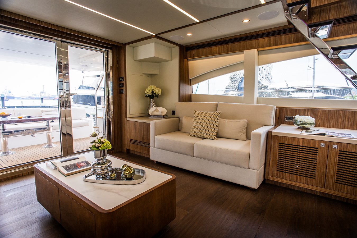 Johnson Motor Yacht 70' Johnson Skylounge 2026 For Sale