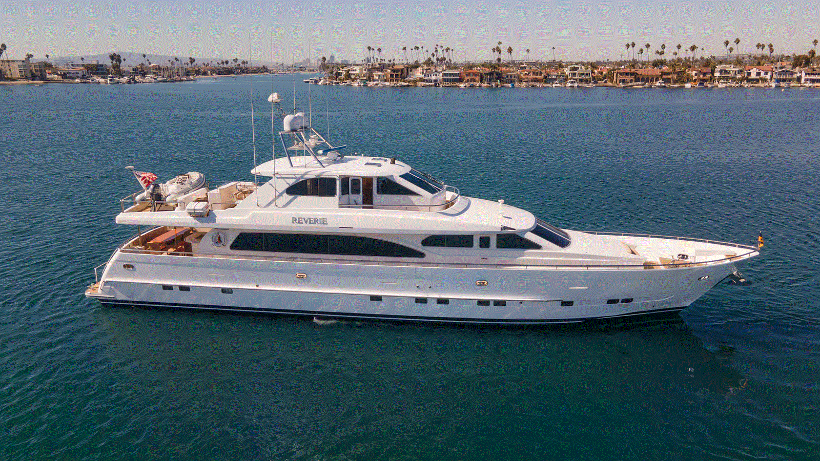 Horizon Motor Yachts Motor Yacht REVERIE  For Sale