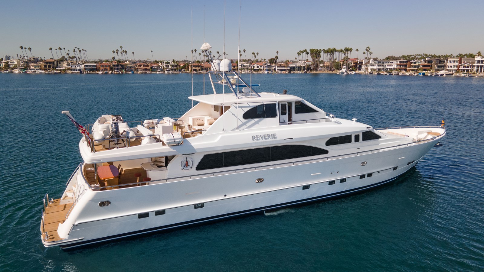 Horizon Motor Yachts Motor Yacht REVERIE  For Sale