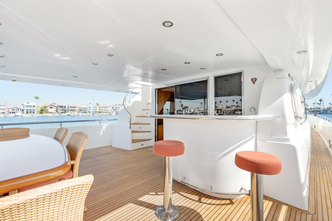 Horizon Motor Yachts Motor Yacht REVERIE  For Sale