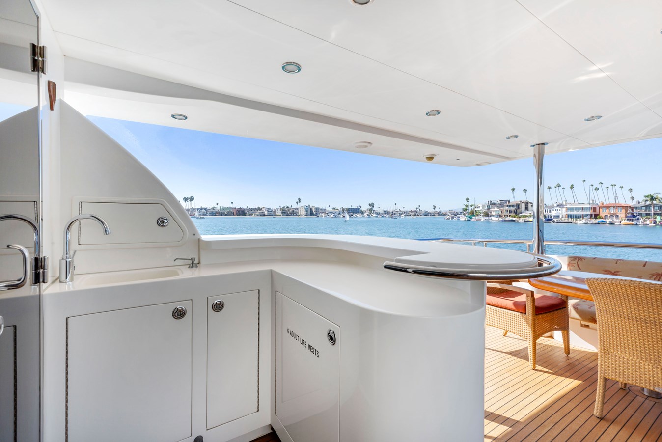 Horizon Motor Yachts Motor Yacht REVERIE  For Sale