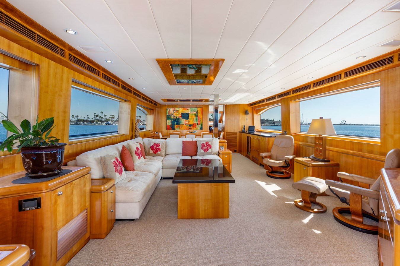 Horizon Motor Yachts Motor Yacht REVERIE  For Sale