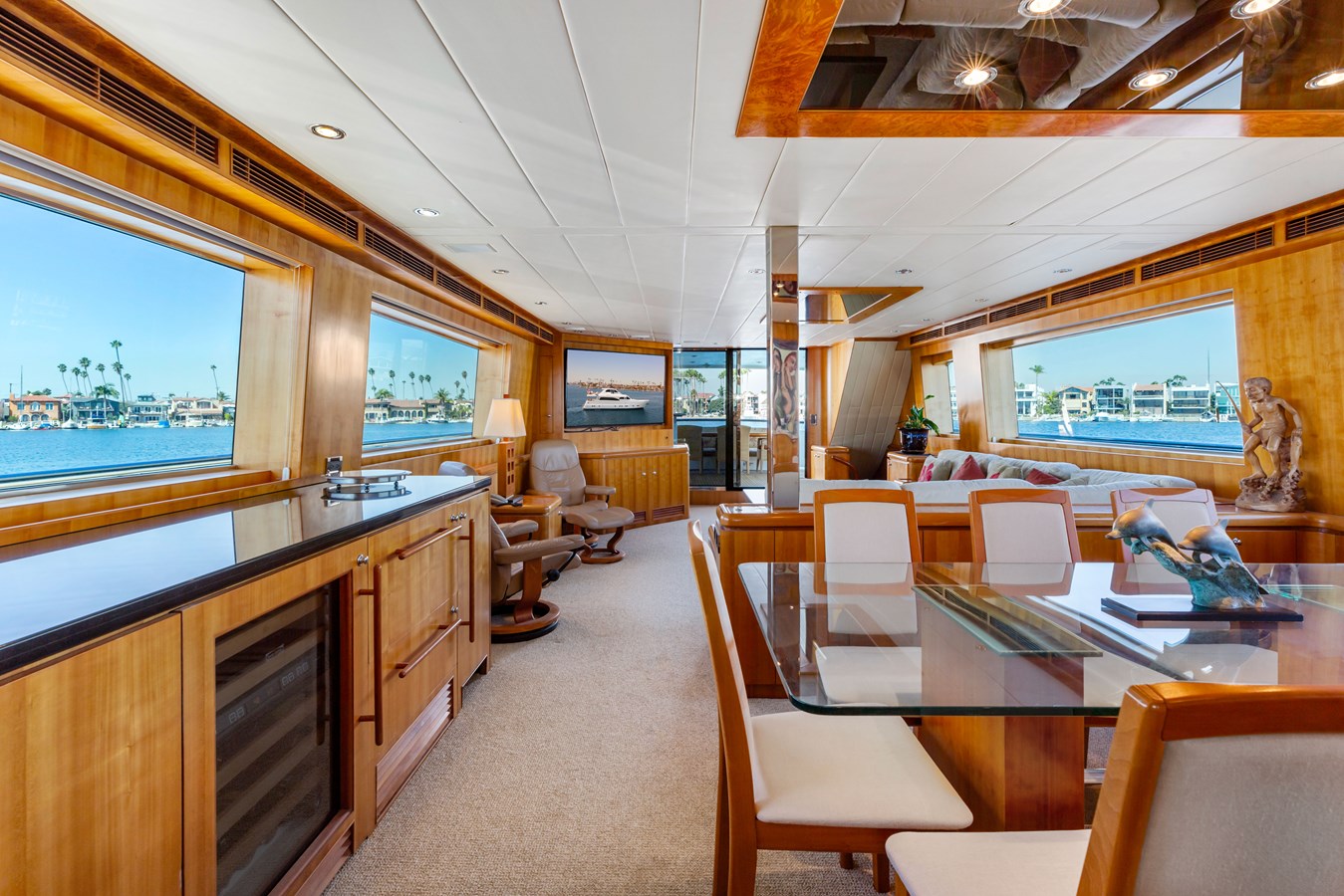 Horizon Motor Yachts Motor Yacht REVERIE  For Sale