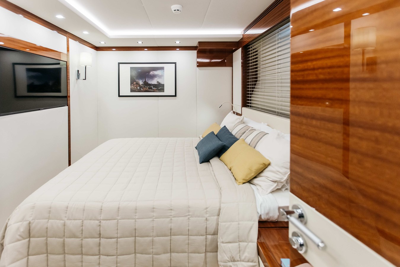 Bering Yachts Motor Yacht PAPILLON For Sale