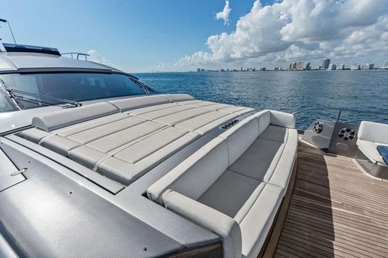 Pershing Motor Yacht One Spin 3 For Sale