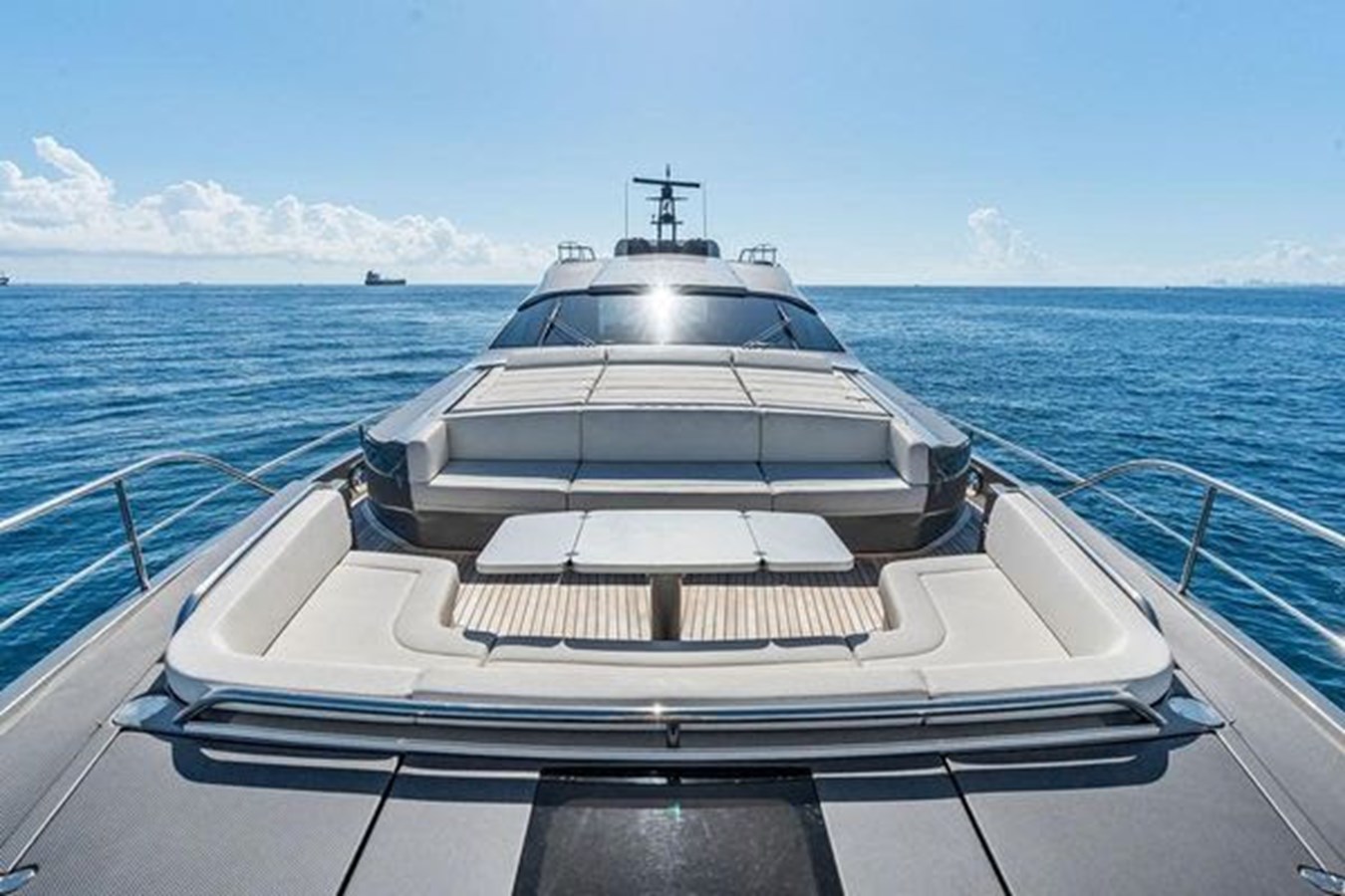 Pershing Motor Yacht One Spin 3 For Sale