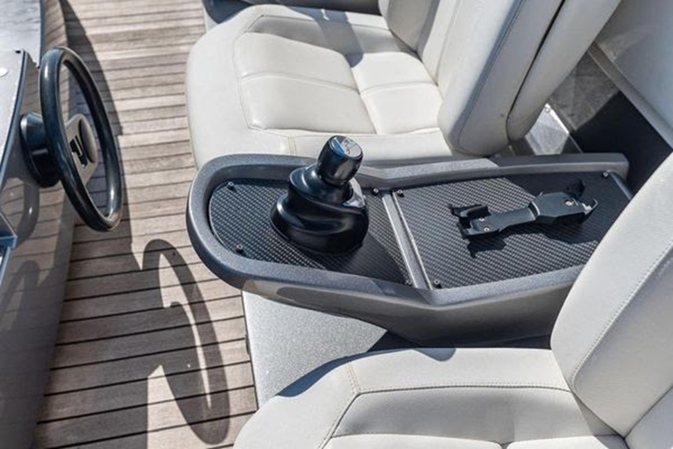 Pershing Motor Yacht One Spin 3 For Sale