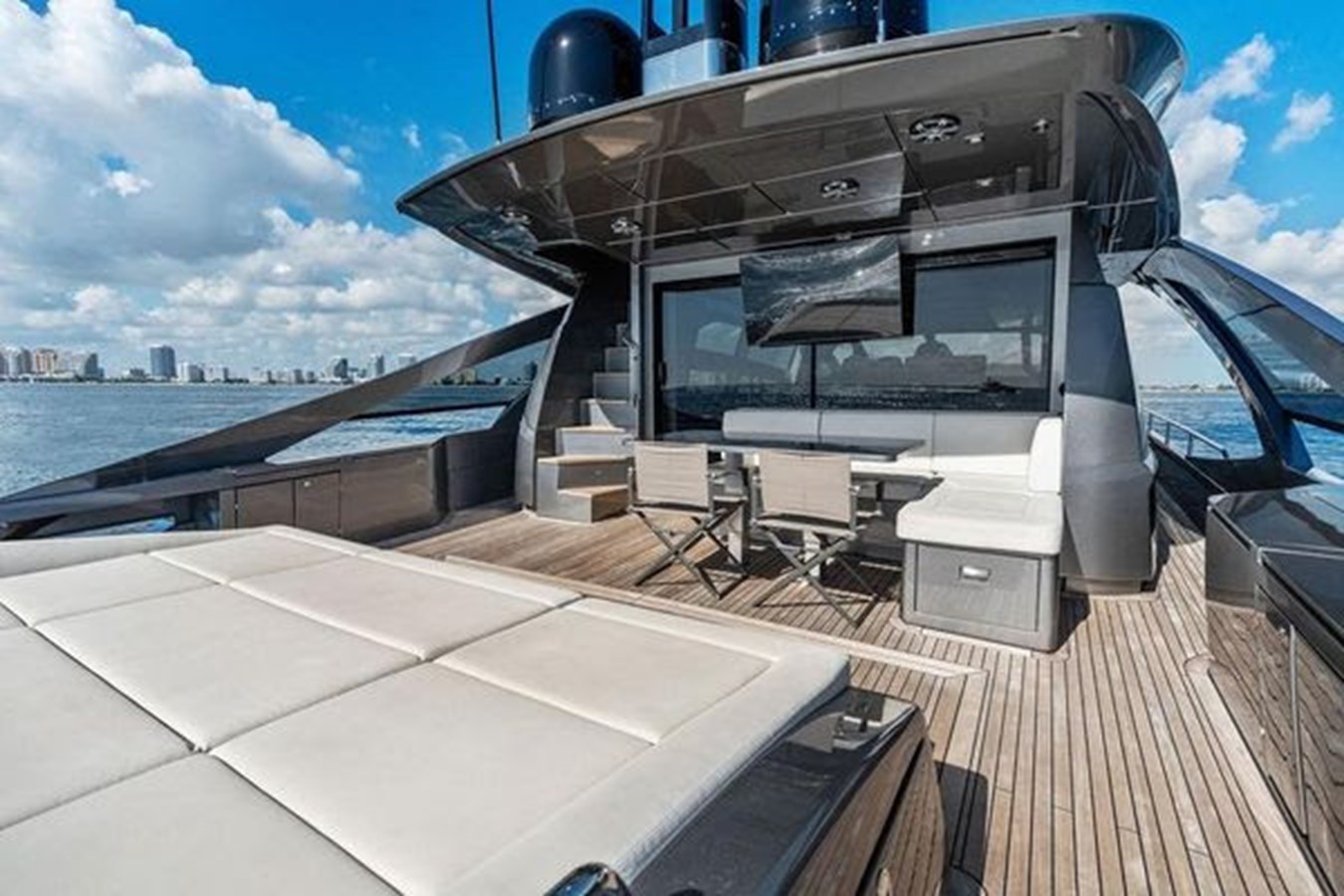 Pershing Motor Yacht One Spin 3 For Sale