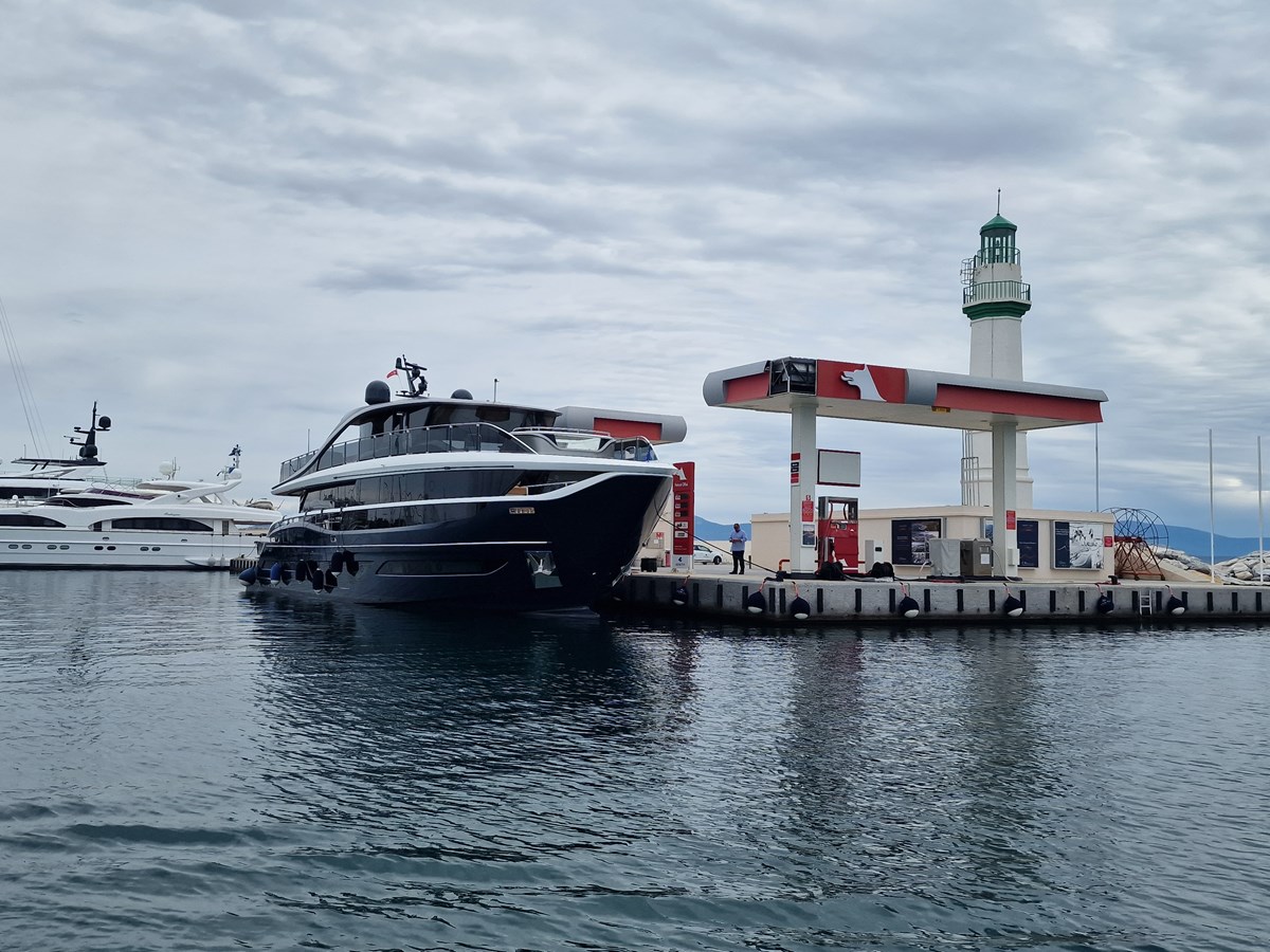 Princess Yachts Motor Yacht Princess X95 For Sale