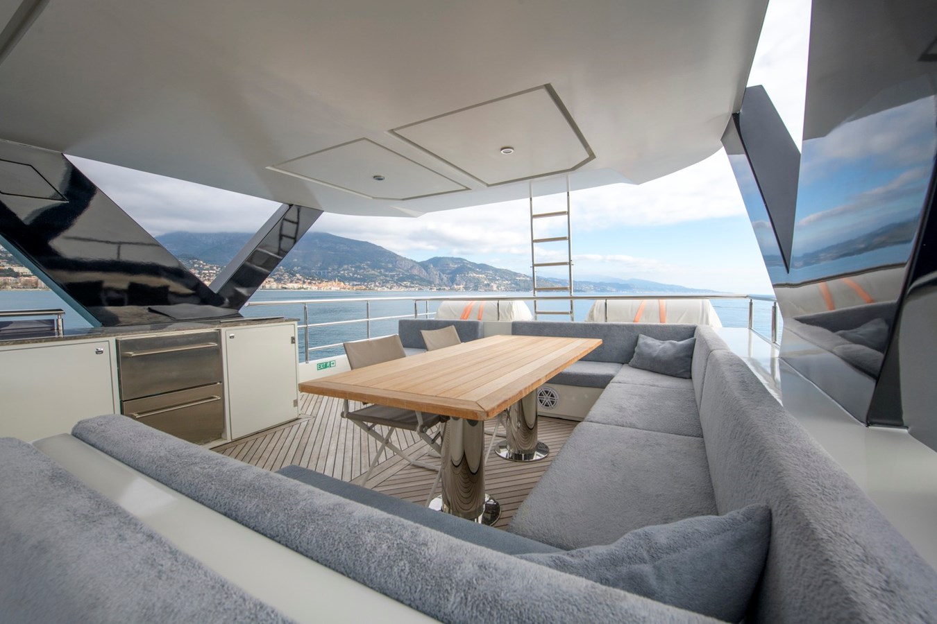 Blaundus Yachts Motor Yacht EBYSHINE For Sale