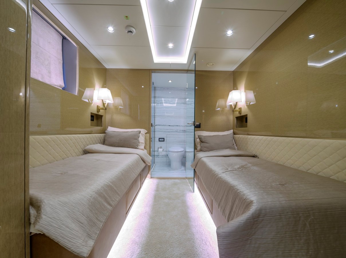Blaundus Yachts Motor Yacht EBYSHINE For Sale
