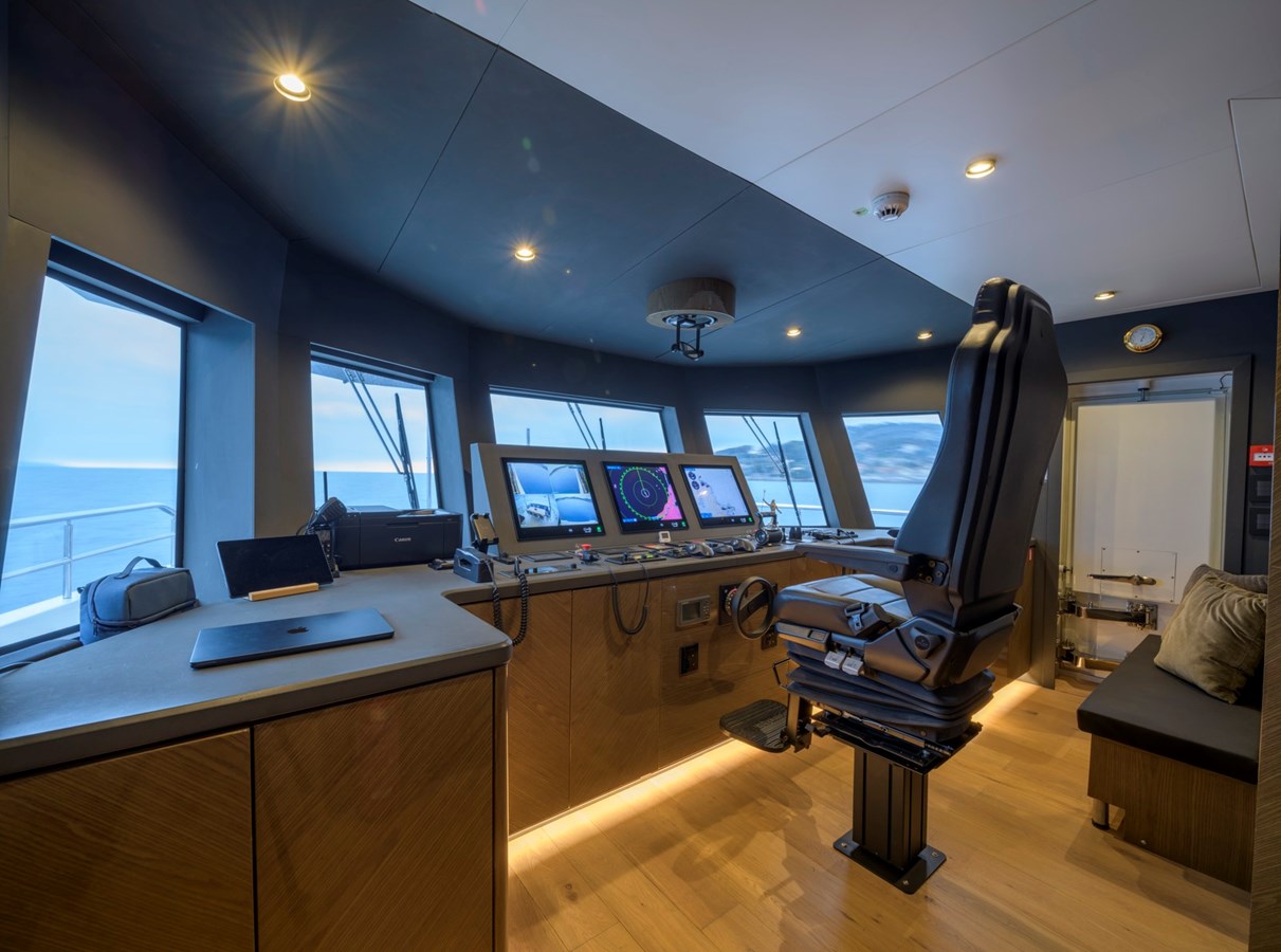 Blaundus Yachts Motor Yacht EBYSHINE For Sale