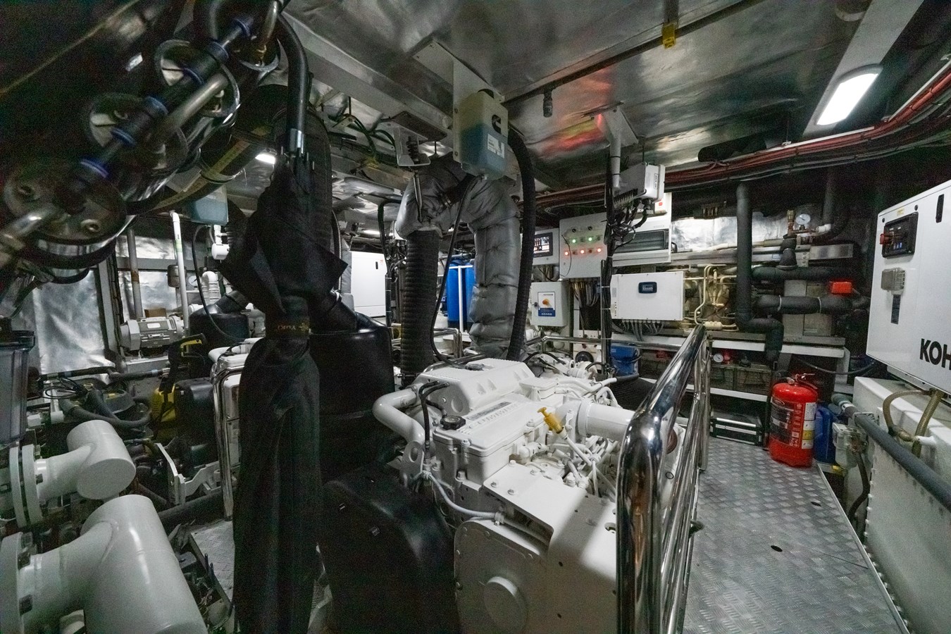 Lynx Yachts Motor Yacht HELIAD III For Sale