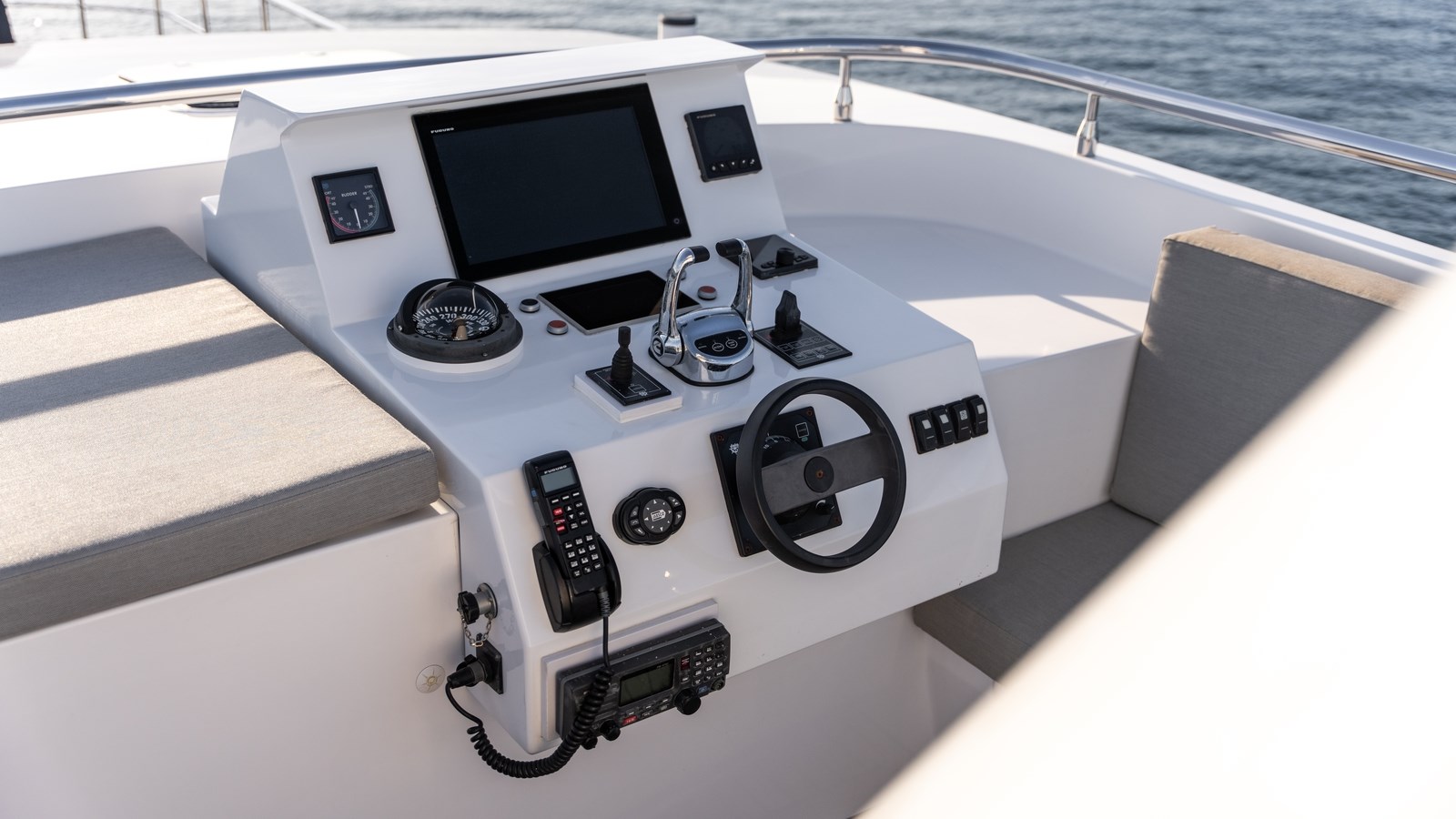 Lynx Yachts Motor Yacht HELIAD III For Sale