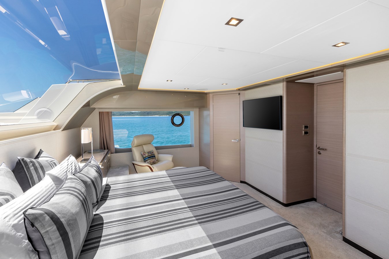 Ocean Alexander Motor Boat LUCIA For Sale