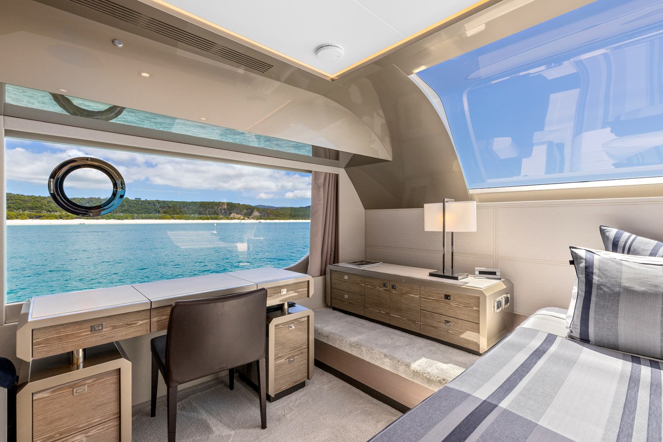 Ocean Alexander Motor Boat LUCIA For Sale