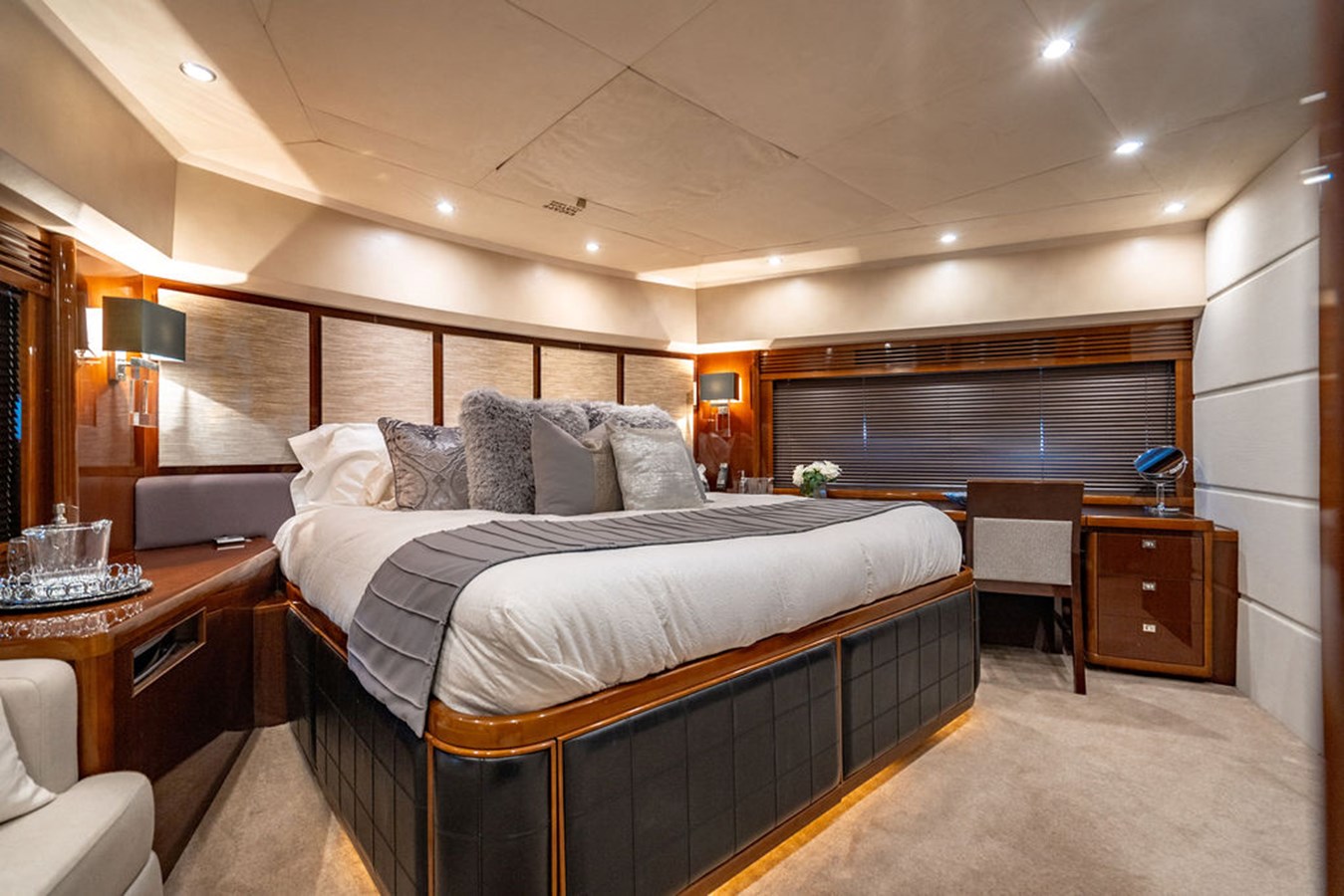 Princess Yachts Motor Yacht Oasis (Copy) For Sale