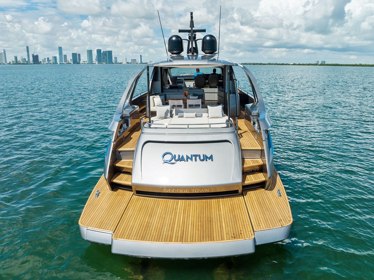 Pershing Motor Yacht QUANTUM For Sale