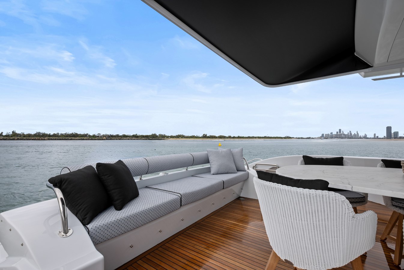 Warren Yachts Motor Yacht Warren 87 For Sale
