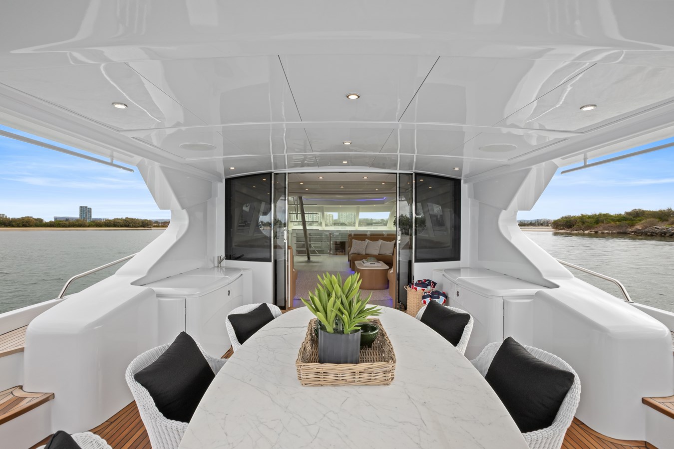 Warren Yachts Motor Yacht Warren 87 For Sale