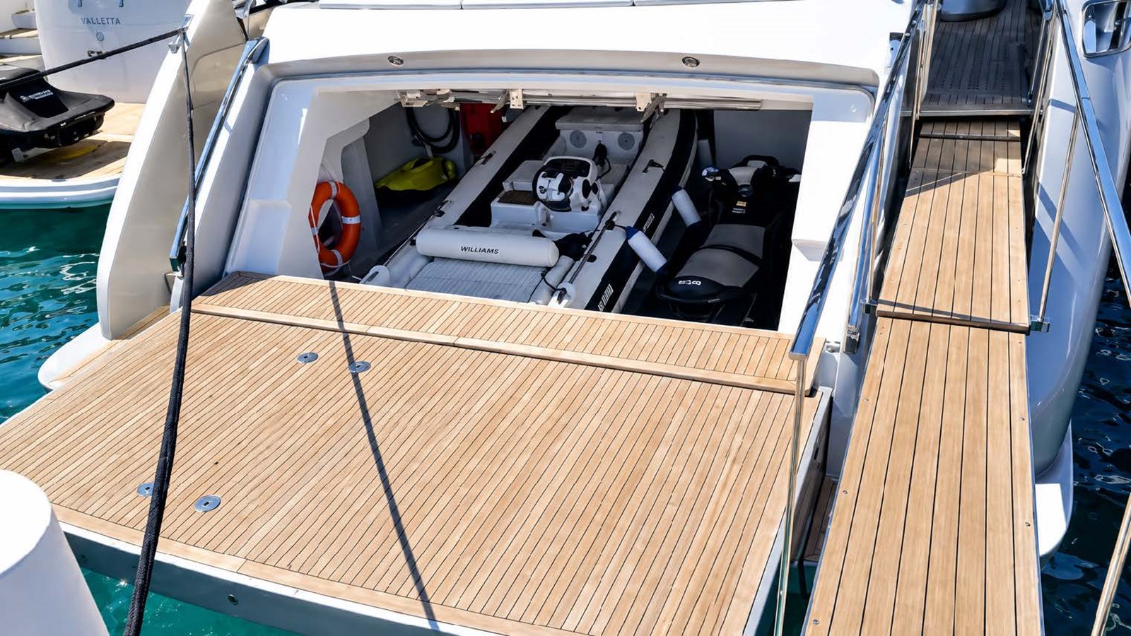 Riva Yacht Motor Yacht Riva 100 Corsaro For Sale
