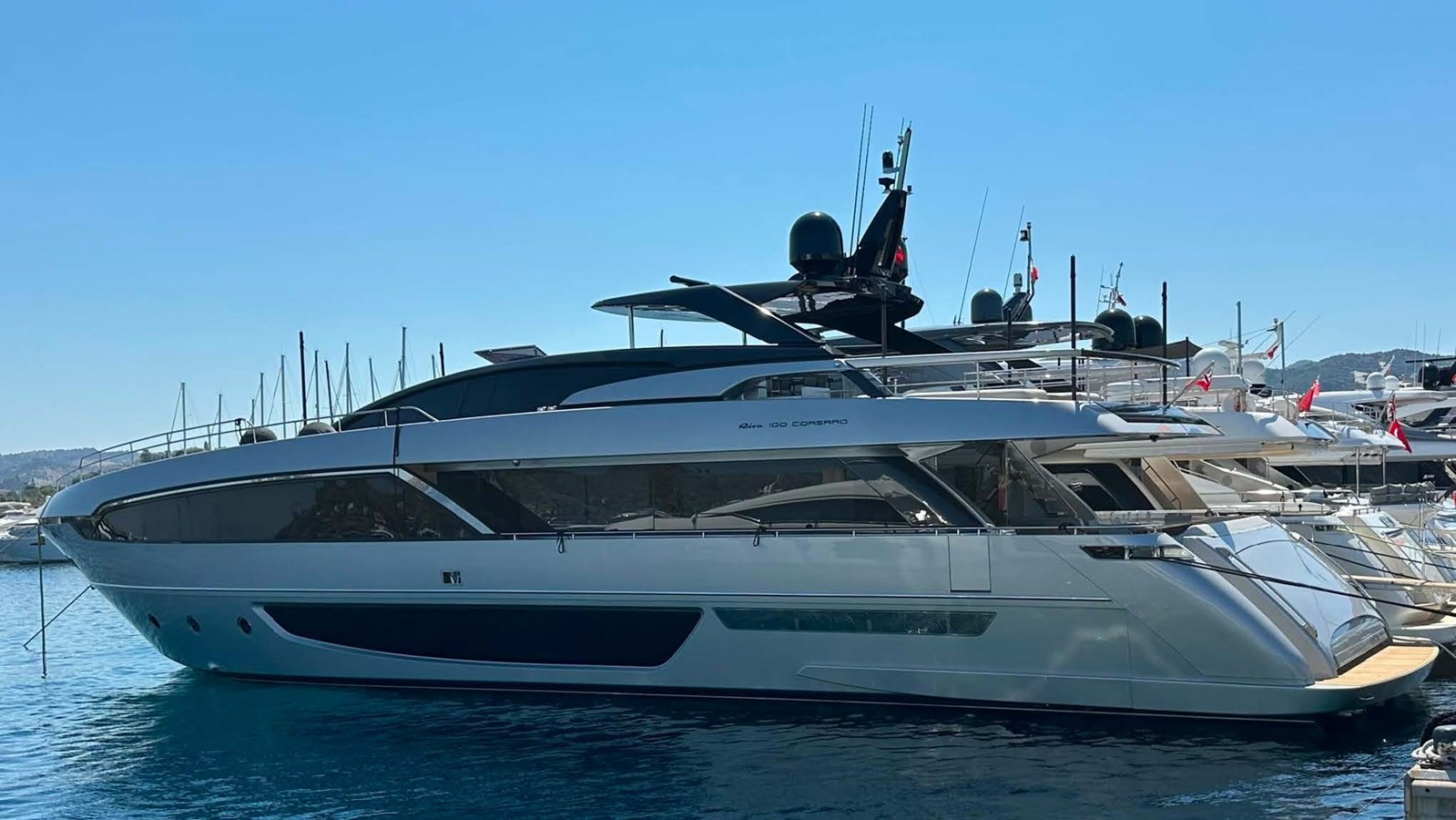 Riva Yacht Motor Yacht Riva 100 Corsaro For Sale
