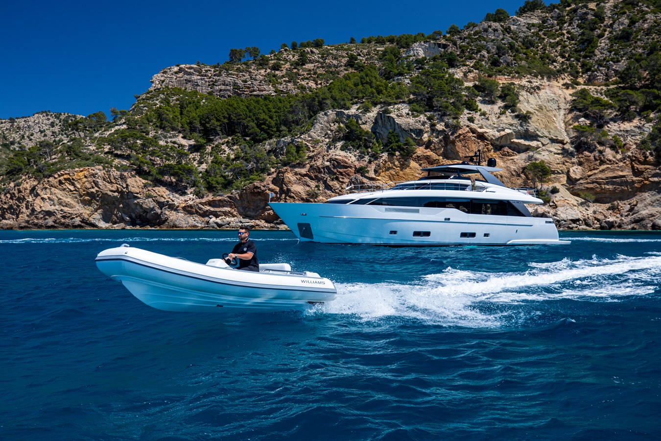 Sanlorenzo Yachts Motor Boat SEVEN For Sale